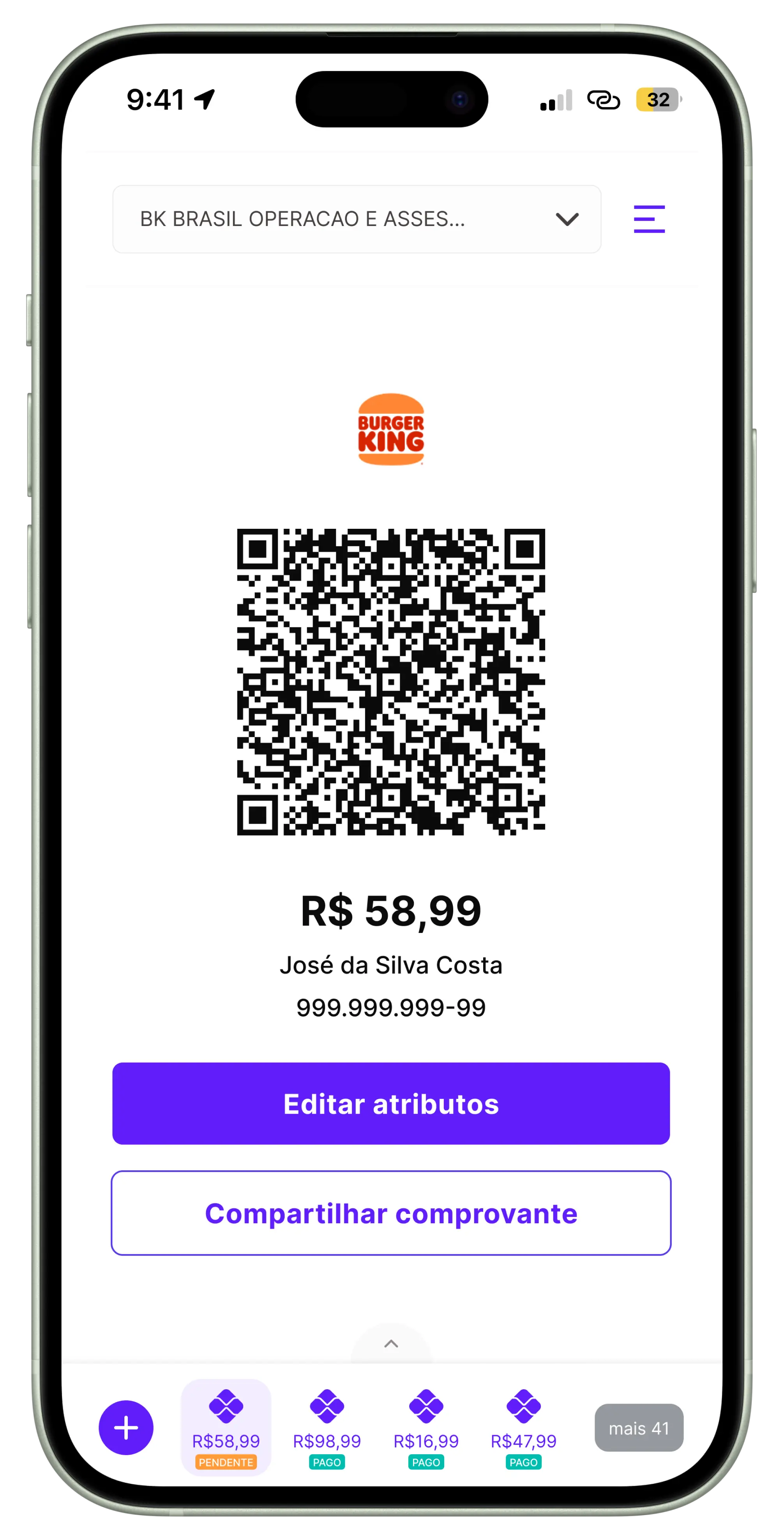 Celular com app mobile da Payments by Payco exibindo um QR Code Pix para cobrança